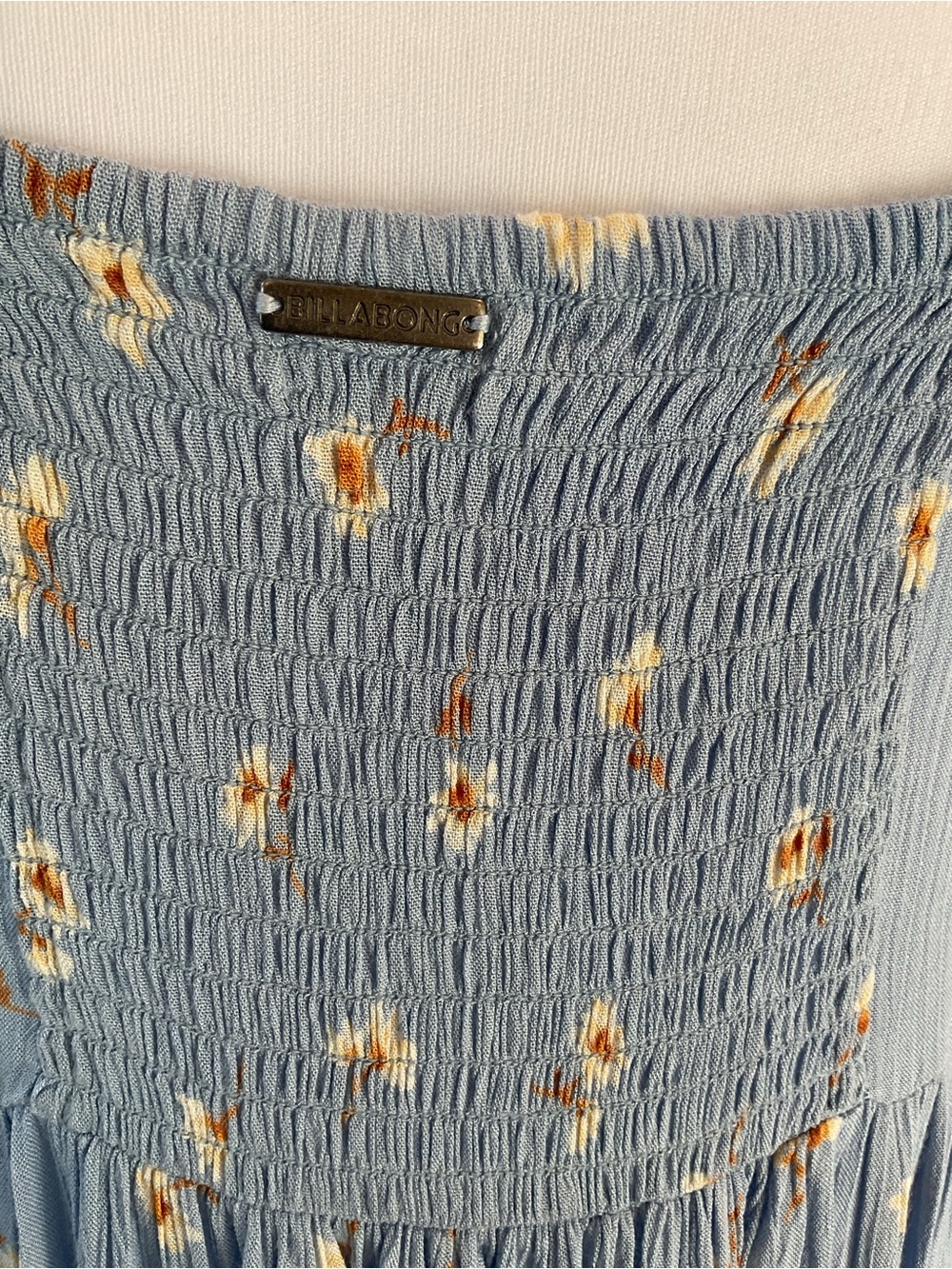 Billabong Blue Daisy Floral Button Front Midi Dress Smocked Back Size M - Picture 8 of 14